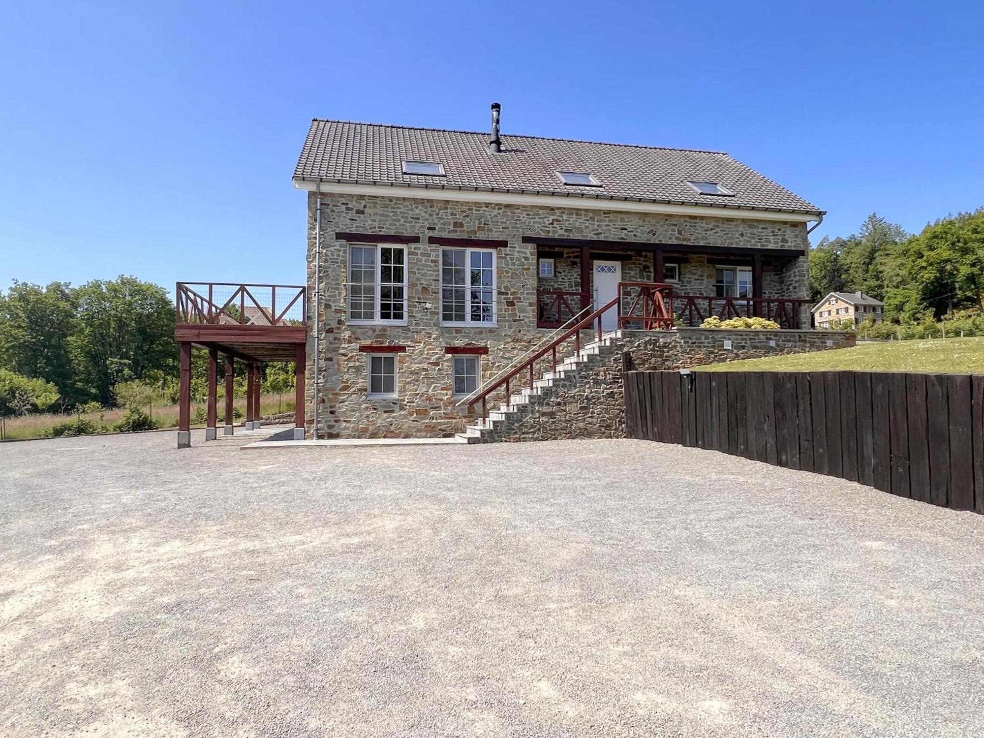 Sur Les Thiers Villa Lierneux Eksteriør bilde